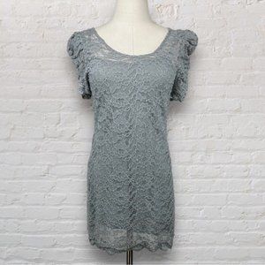 5/$20 Shirred Sleeve Lace Tunic